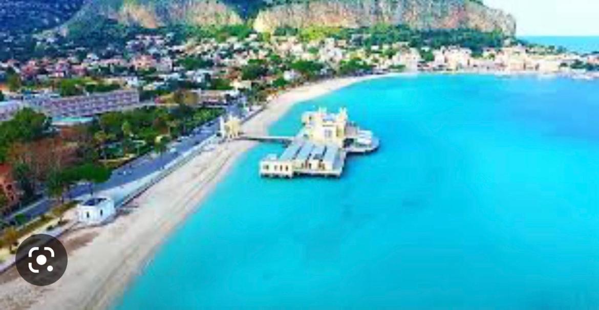 Ninni Mondello House Bagian luar foto