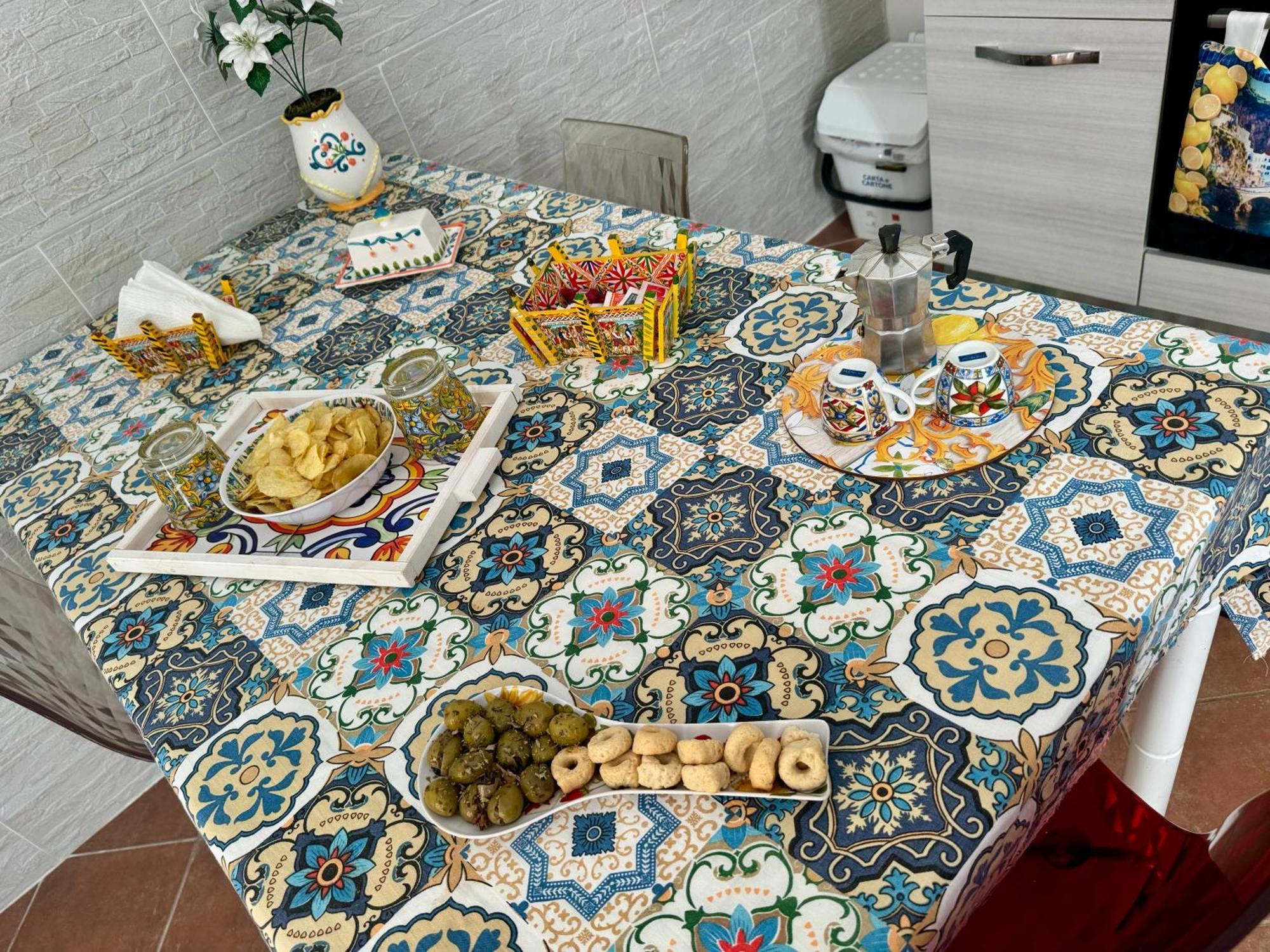 Ninni Mondello House Bagian luar foto